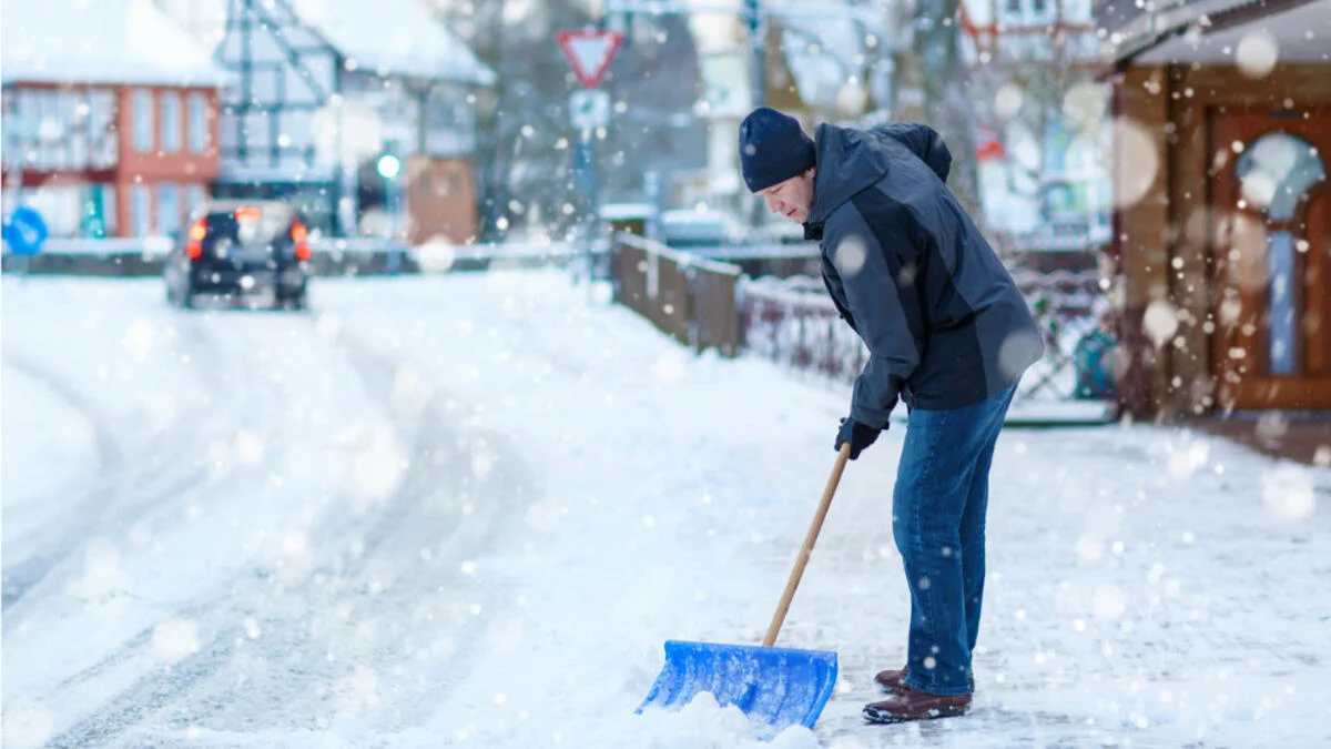 Über uns winterdienst aufmacher istock 590046624